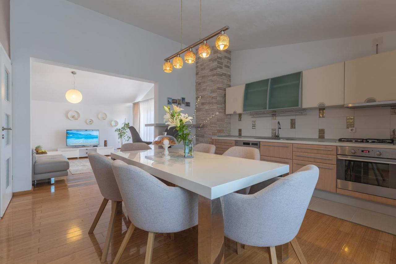 Apartments Idassa زادار المظهر الخارجي الصورة